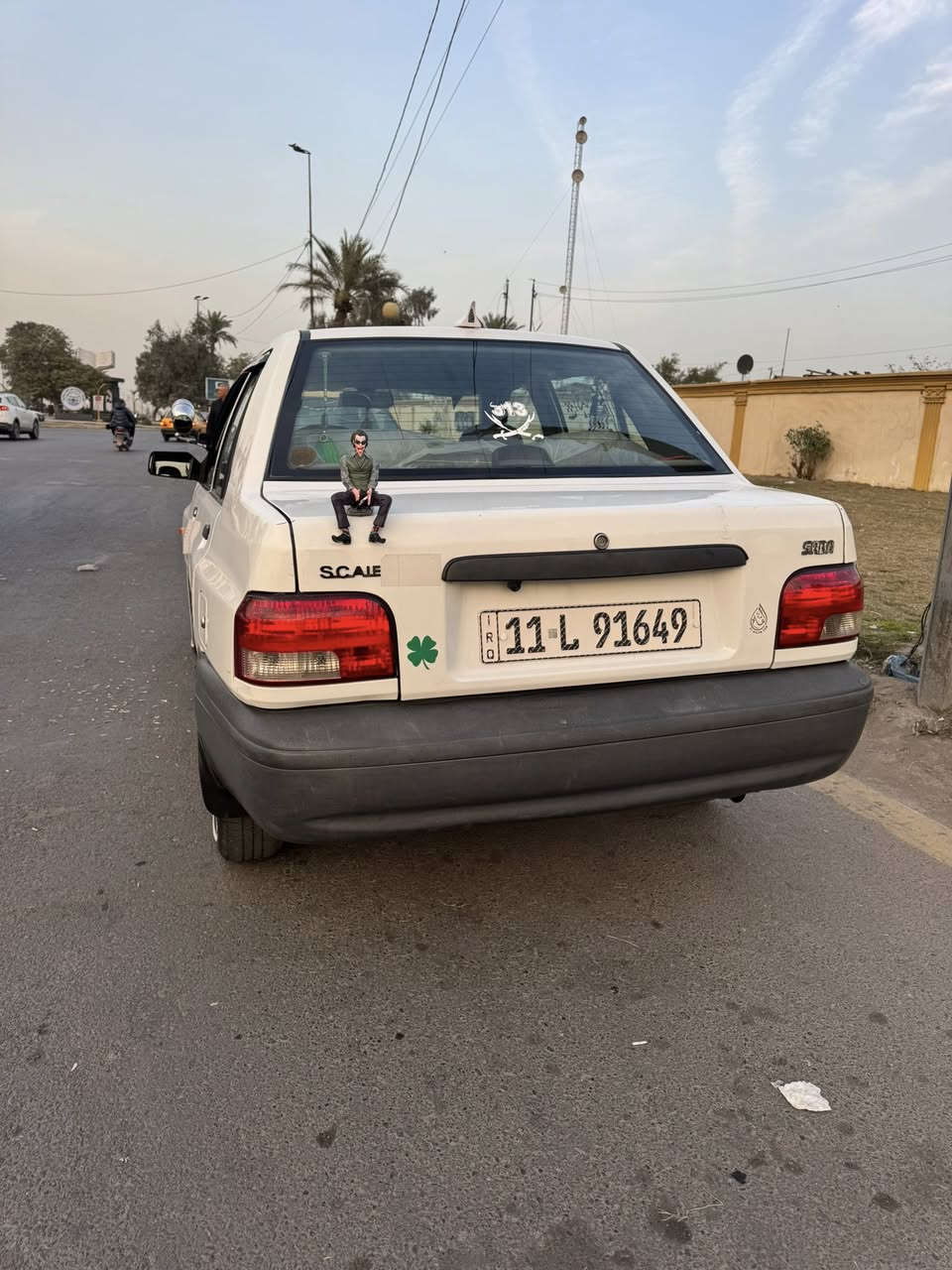 سلام عليكم سايبه موديل 2021 رقم انكليزي السياره خير من الله كفاله مكينه كير بيه بارد بل جاملغ اربع اصابع سعره 65 او بيه مجال قليل موجود ماسنجر او رقم ‭0771 764 7969‬
