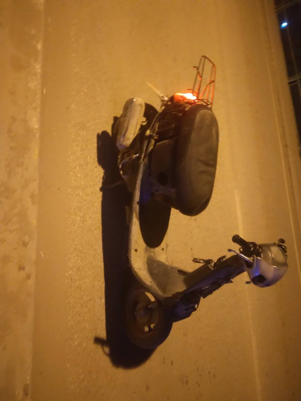 يالله بصلا علا محمد والي محمد دراجه ام السله دراجه نقص بس كفرات بيهة مكينه خير من الله كهربائيات كلهة شغاله السعر ١٨٠ وبيهة مجال التواصل علا ***********
