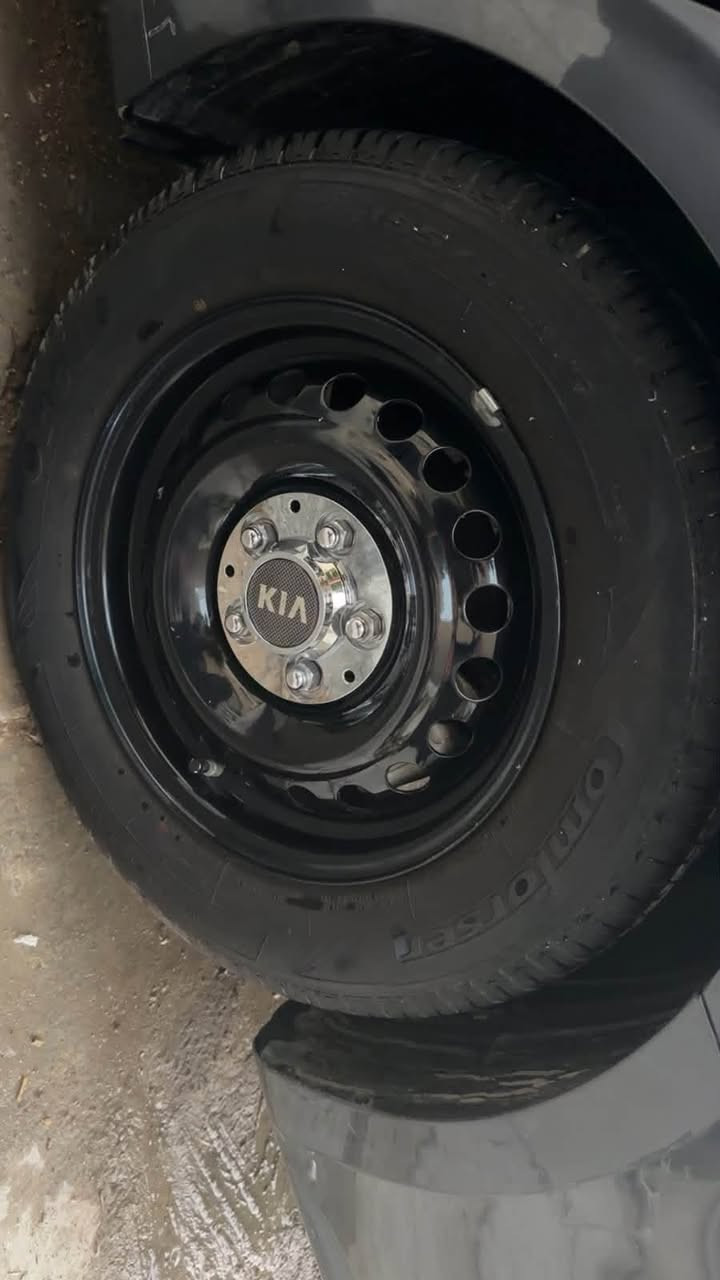 🚗 للبيع – 4 تايرات مع 4 ويلات أصلية كيا فورتي وجميع سيارات
✅ ماركة التاير: Comforser
✅ القياس: 195/65 R15
✅ الويلات: حديد أصلية كيا – لون أسود
✅ الحالة: شبه جديدة، مستخدمة لمدة شهرين فقط
✅ إنتاج: 2026
✅ العدد: 4 تايرات + 4 ويلات

💰 السعر: 300 الف

📍 العنوان: بغداد – سبع أبكار

📞 للتواصل:
***********
