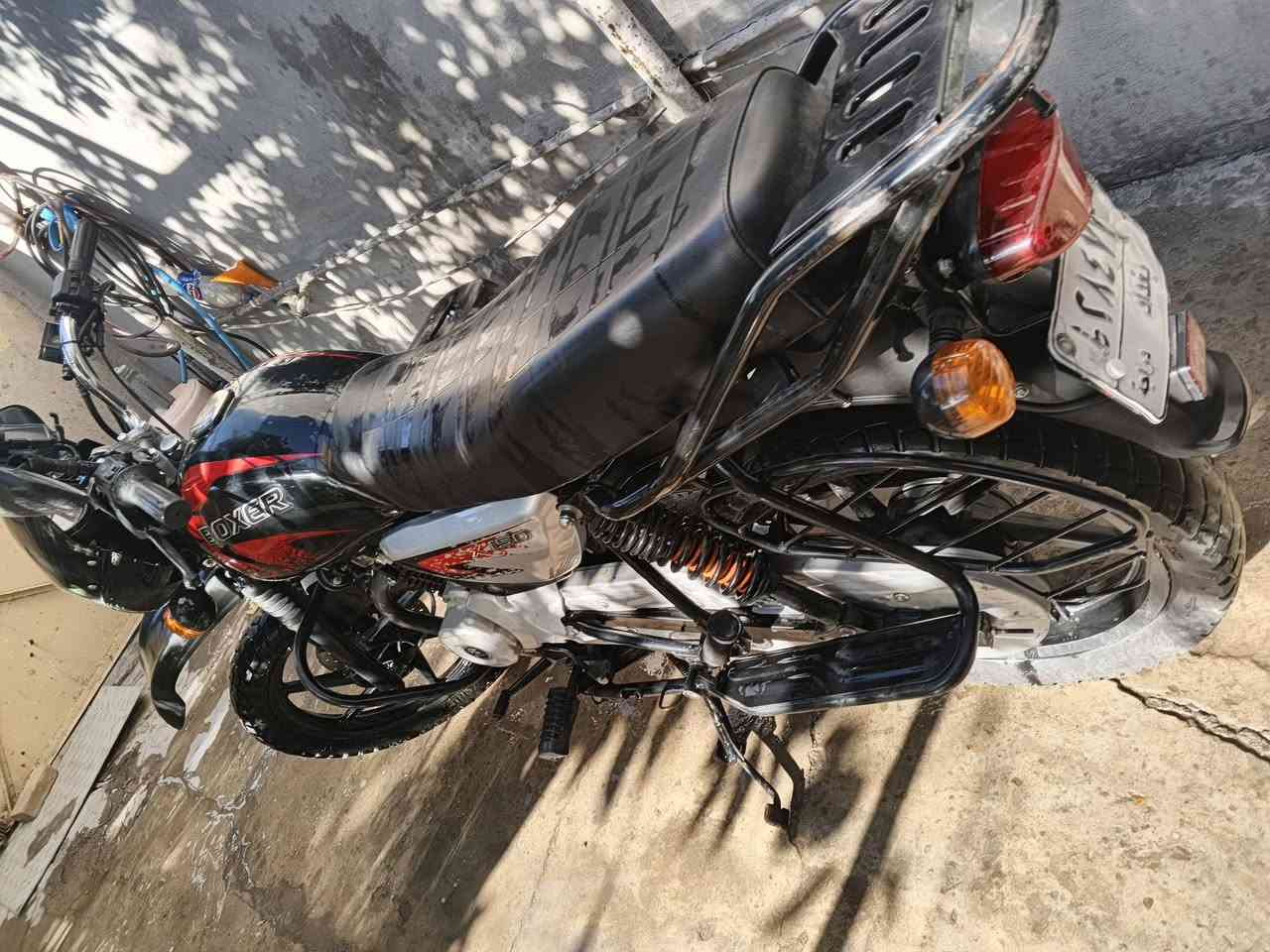 بوكسر 2023 مرقم للبيع
الدراجه نظيفه مال شركة مكفولة برغي مامفتوح
المكان حي العامل 
الاتصال و واتساب
***********
