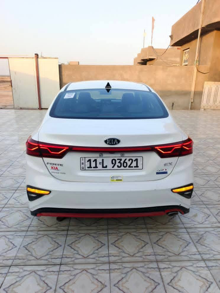 فورتي موديل 2019 رقم بغداد حره تحويل ثاني يوم سنويه مجدده ال 28 وارد أمريكي بيه بنيد مبدل وصبغ قليل بل جاملغ الامامي والباقي كفاله عامه سياره جاهزه من كلشي مكينه شرط ما مفتوح حداديه وكير وتبريد تخم تايرات جديد كير At المرغوب 6نمر سياره فول الموصفات واحد على واحد بصمه تشغيل بصمه ابواب مرايات شفط كشن كهربائي كامره شاره بل مرايه شاشه كبيره دسك خلفي وأمامي بيه هواي موصفات سياره جاهزه مال جناي ماشيه 75 الف حقيقي مكان سياره ناصريه سعر 127 وبيه مجال قليل رقم الهاتف *********** انه مكلف بل نشر خابر
