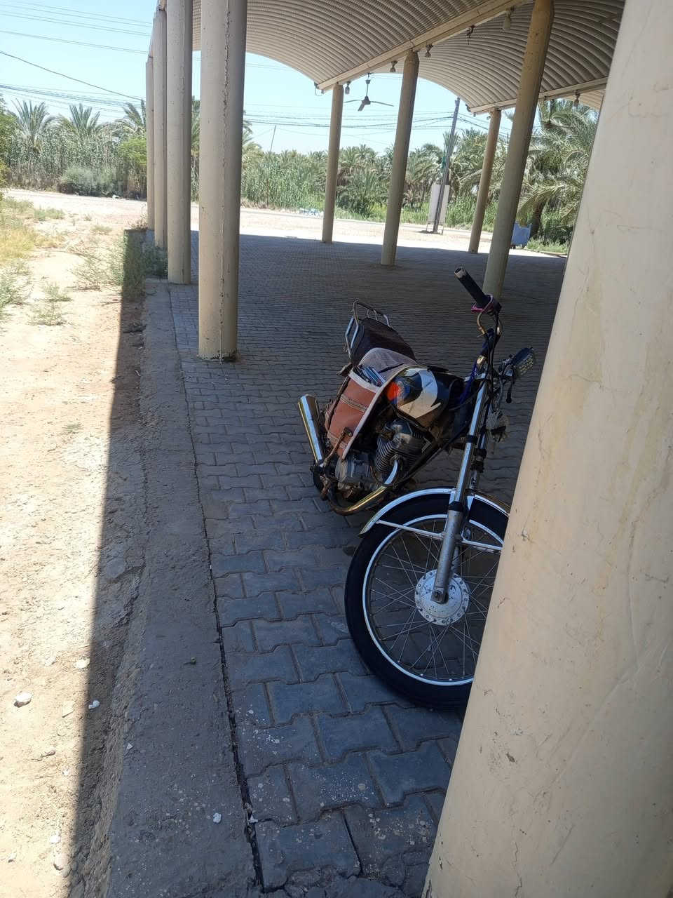السلام عليكم دراجه اربعه كير كلك كلك ماعازه شي دراجه تخبل تاخذه ماتذب عليه ربع  مكان النجف حيره السعر 275 وبيه مجال الجيه *********** واتساب
