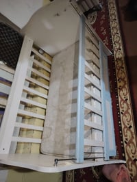 سرير للبيع للستفسار خاص او الاتصال على الرقم 07832567095