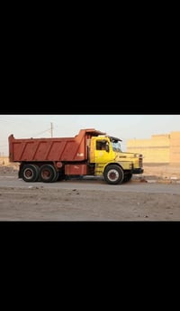 شاحنة • للبيع • تفاصيل ناقصة