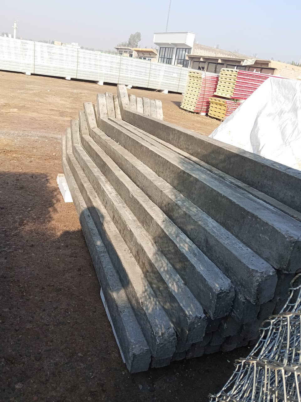 يعلن مكتب المصطفئ باأدارة #نصيف_النعيمي عن وصول وجبة جديدة من الBRC ودنك الصب بكافة الارتفاعات 
الموقع ديالئ ناحية كنعان الشارع العام قرب الاطفاء  
للتواصل علئ الارقام التالية او مراسلة الصفحة 📲👇
((****************************))
