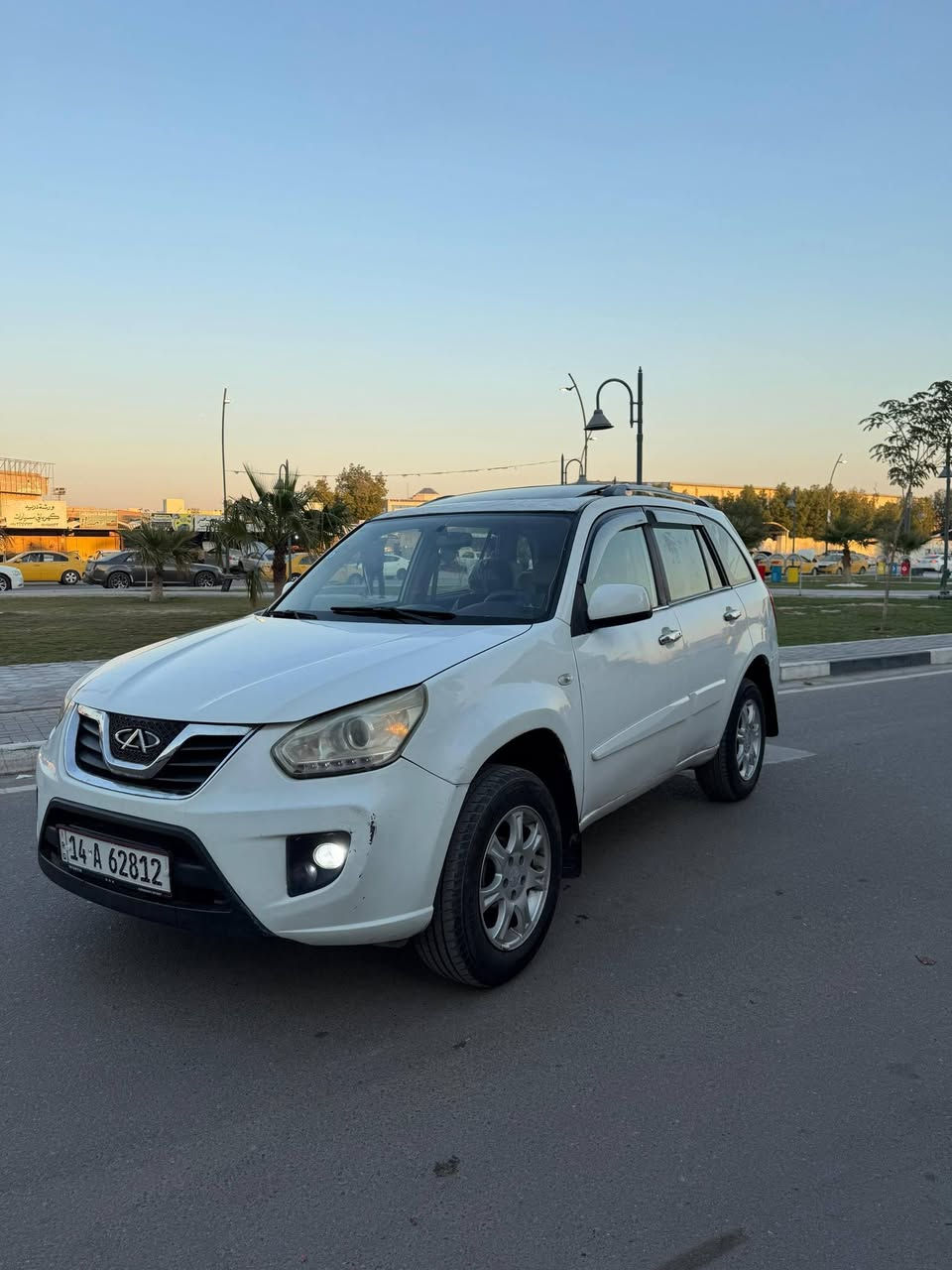 السلام عليكم للبيع شيري تيكو مكينه كير كفاله بدي مابيه ظربه صبغ قليل اثر خياس رقم انكليزي جديد هزه جديده تحويل ثاني يوم تخم تاير مابيه نقص السعر ٥٣ وبيه مجال العنوان بصره الجمهوريه الاتصال ***********
