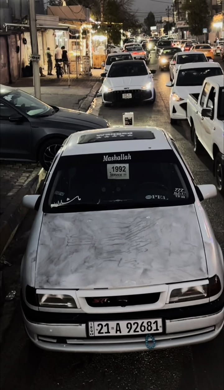 Opel vactra 1992 /محرك16   للبيع أو تراوس حسب قه نعت دفتر بنزين بي  سنويه جديد2029   بي بخار مكاني كركوك ألماس ***********
