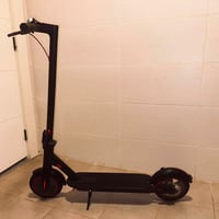 📣 للبيع: سكوتر شاومي الكهربائي الذكي (Xiaomi Mi Electric Scooter) بحال...