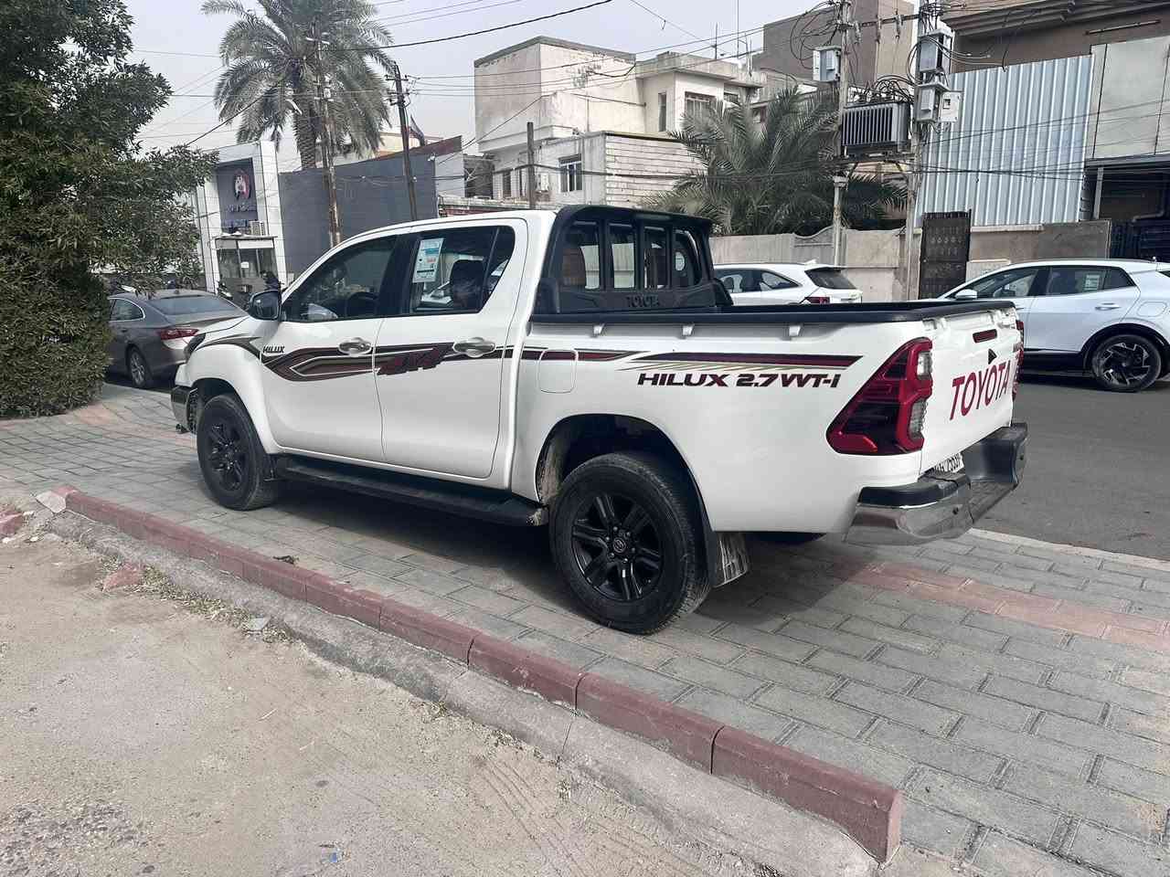 السلام عليكم 
للبيع. هايلوكس بريم  سيد نهرو 
رقم اربيل     موديل. 2024
ماشيه 6000
بصمه تشغيل 
و بصمه في الأبواب 
تحكمات استيرن 
حساسات  خلفيه 
شاشه وكامره @إشارة

مكفوله كفاله عمامه 
عدا  صبغ شبر في  نهاية البدي وبارد في داير البدي جهة اليمين   وباقي السياره مكفول 

العنوان 

بغداد  الكاظميه 

***********
