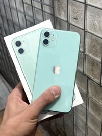 ايفون ١١ • ١٢٨ • بطارية ٧٠