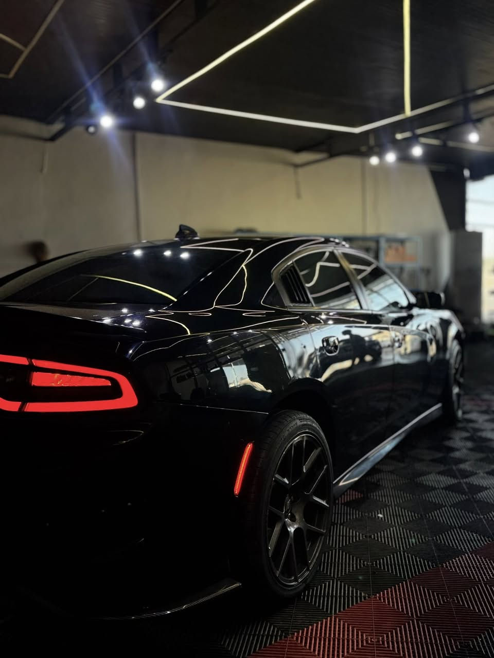 رمضان مبارك ع الجميع
دوج تشارجر 2019كلين تايتل كفاله عامه اسود مميز GT
وبسعر مناسب حادث دعاميه فقط وصور السونار مرفق بالمنشور

رقم بغداد 
مواصفات ال GTمعروفه 
السياره ادامة كامله 
برمجه وصيانه يم البطل رسلي آل عسكر قبل اسبوع
صدر امامي خلفي قبل اسبوع
بشرط تراي زيرو ناعمه ونضيفه كلش 
كت كامل عليهه 
ماشيه 82
السياره داخل وخارج نضيفه وحلوه وبالعافيه ع الياخذهه 
رقم الهاتف 

‭0782 916 3254‬
تواجد السياره بغداد التاجي /قرب جامعة الرشيد
