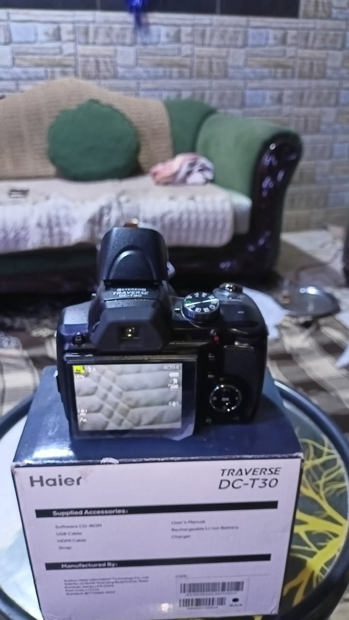 السلام عليكم من رخصت الادمن 

كامرا للبيع بعدها جديدة بل باكيت مواصفاتها موضحه بل صور وملحقاتها كامله استفسار ***********
