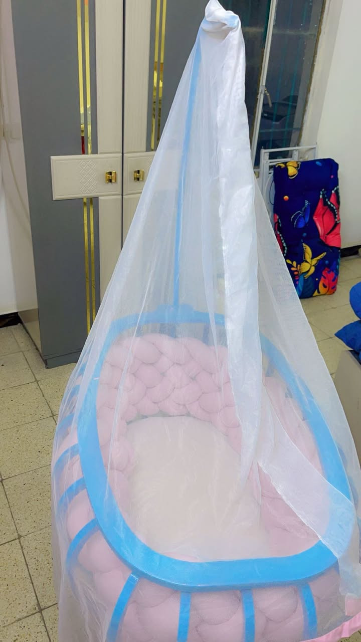 مرحبا اشتريت هذا الكاروك 200 من بيت النونو بالكرادة عارضته 120 والله نضيف منايم بي الطفل بس عندي انتقالة من البيت


**إذا كنت صاحب هذا الإعلان وتريد حذفه لأي سبب، رجاءا أرسل رسالة إلى الدعم الفني**