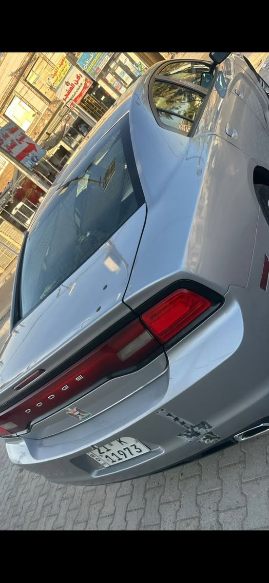 سلام عليكم جارجر 2011
صبغ عام سياره قماره لغد شاصي مكفول 
كير مكينه صدر امامي خلفي اكسل جديد 
باقي تفاصيل بلفديو مكاني بغداد الغزاليه 
السعر 115
***********
