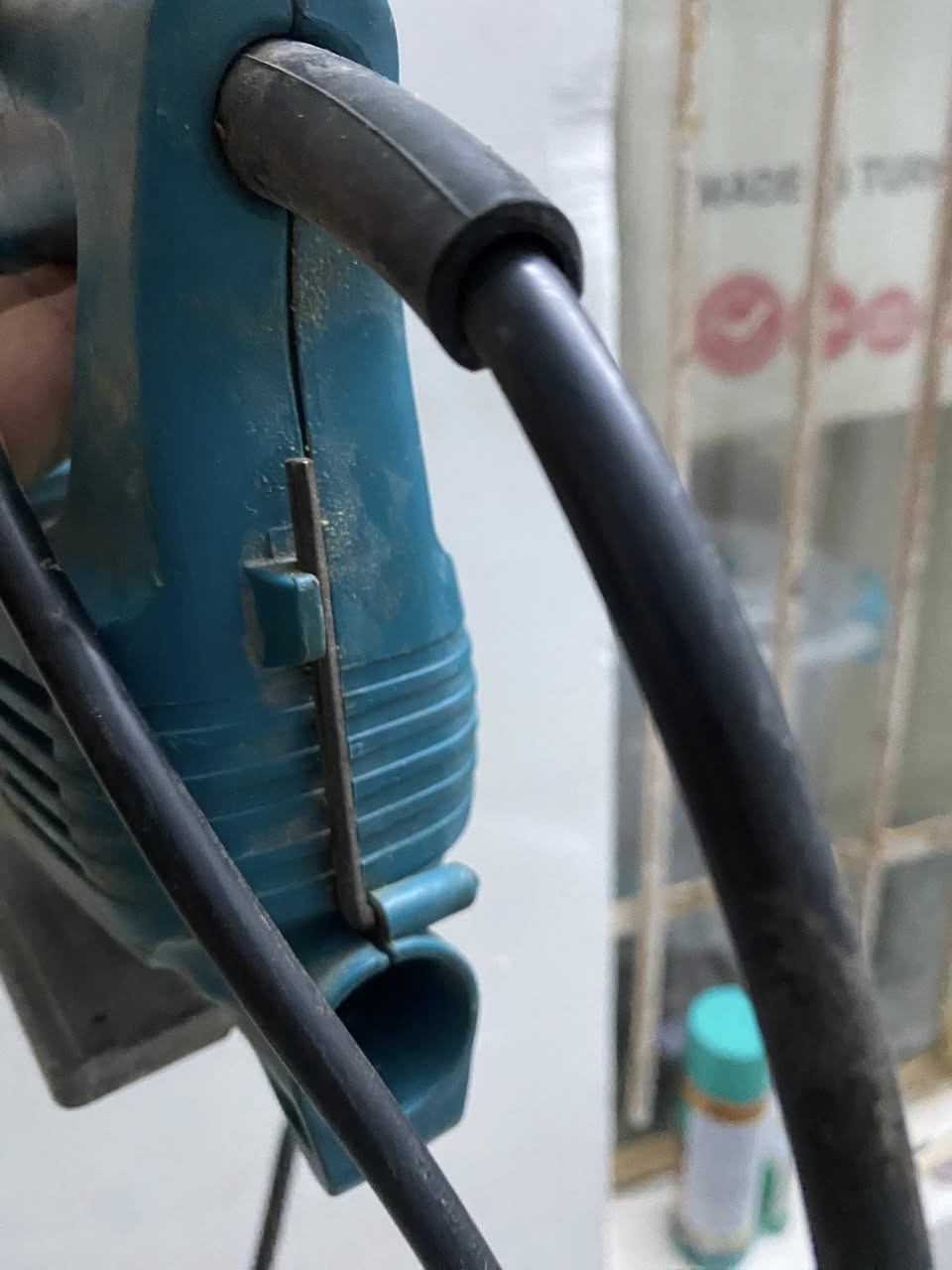 السلام عليكم منشار ماكيتا اصلي ب50
***********
