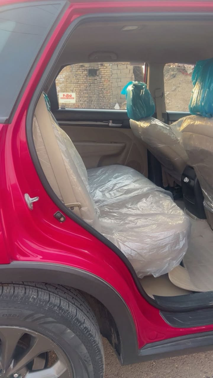 سلام عليكم سورنتو 2013 خليجي محرك 4 سلندر بيه فقط بنيد صبغ اثر جارد ولباقي كفله صدر تخم تاير تبريد تدفئه تصل ع راقم ***********
سعر 155بيه مجال قليل تحويل تريد وكاله
