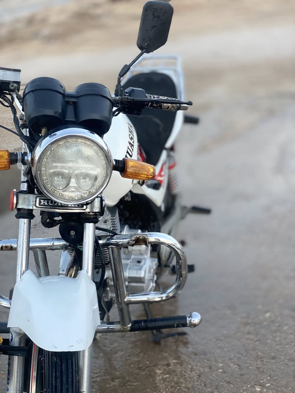 السلام عليكم
ماطور هيوشه موديل 2021 محرك وكير شرط ما مفتوح نشاط فول نكره سلف (وتشغيل عن بعد )جاهز ما ناقصه شي صالنصه صوت جديده يدات بريك وكلج جديده السعر 725 وبي مجال. ***********
