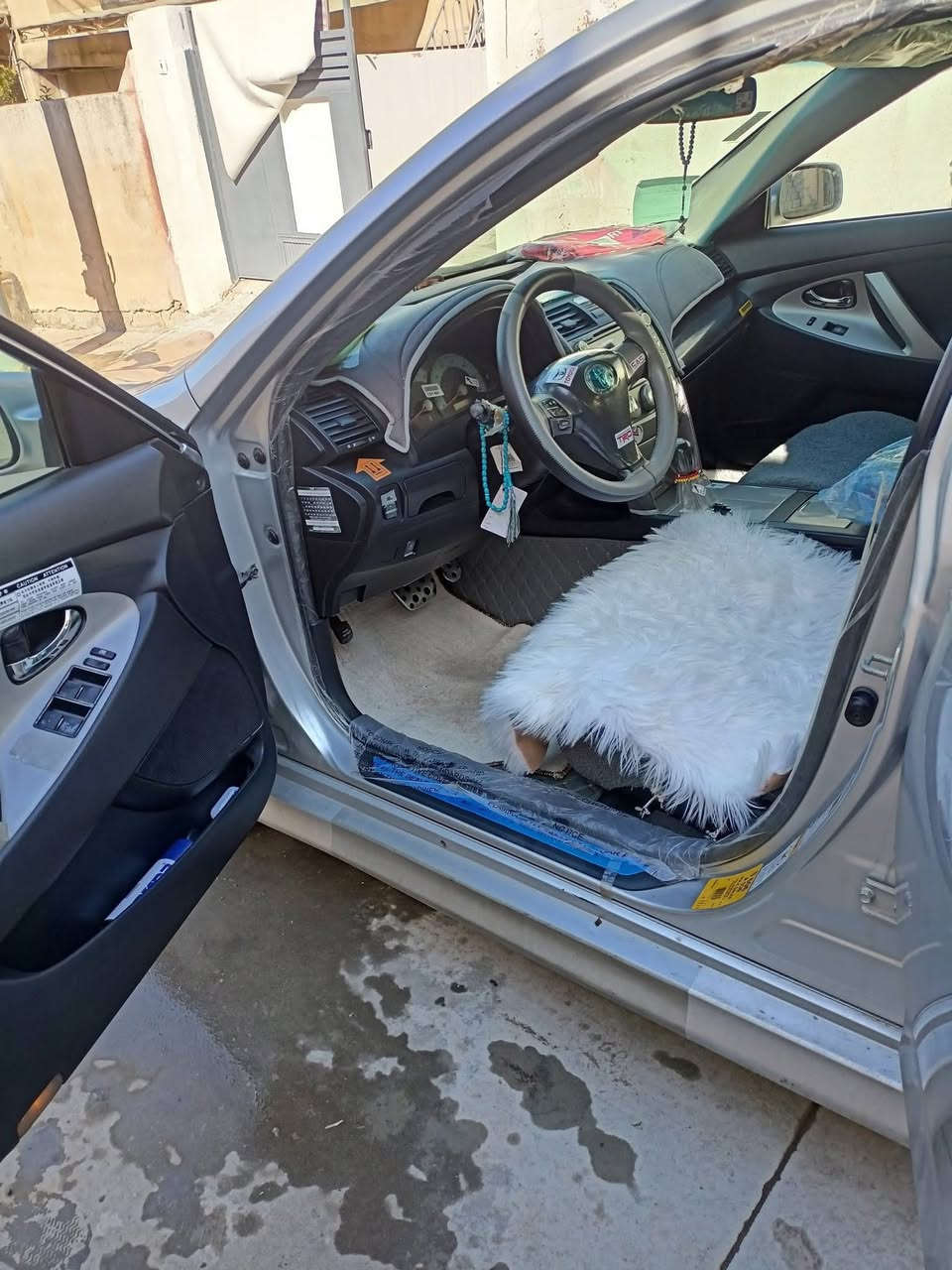 .                               بِسْمِ اللهِ الرَّحْمَنِ الرَّحِيْم
له سه ر ئیزنی ئه دمین.      تۆیۆتا کامری : مۆدێل 2010

دوو دەستی کردوە 106 هەزاری حەقیقی ڕۆیشتووە زۆر زۆر پاکە چوار تایەی لۆکی لەژێرە بیلاد سپۆرتە

سەنەویو ژینگەی هەموی تازەیە مەکینەی نەکراوەتەوە تەنانەت سەرقەباخیمەکینەشی نەکراوەتەوە بە شەرت سەیارەکە زۆر جوانو رێک و پێکە بێ بۆیاخە بەس یەک شوختی هەیە سەیارەکە کلین تایتڵە بۆیاغی نیە گێڕ و مەکینە و تەبرید و بەناوکردن و غرامە هەمووی بە شەرت 

سـعـر 125$ و معامه له ی که م ....

ژمارەی خاوەنی سەیارە... *********** 

واتس ئەپی لەسەرە
