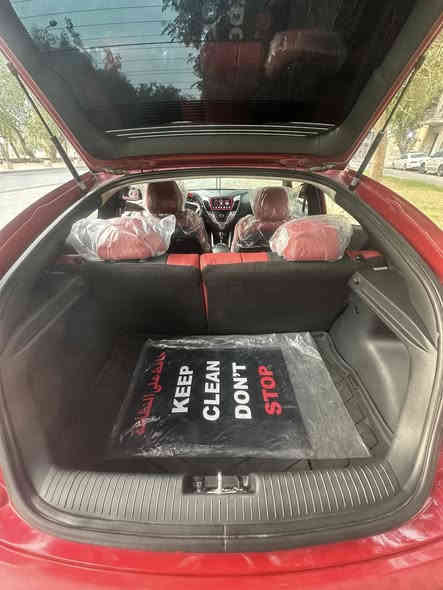 السلام عليكم 
هونداي فولستر للبيع
موديل 12
امريكي 
حادث بنيد وجاملغ وباب عكس السايق
فوول عده البصمة 
بانوراما 
هزة ورقم بغداد جديد بااسمي 
محرك 1600 GDi بدون تيربو
.
صدر جديد 
منضومة بانزين كاملة جديدة
منضومة تبريد كاملة جديد
تدفئة شغالة
83 وبيها مجال بسيط
مكان بغداد الكرادة

0788 968 3660
