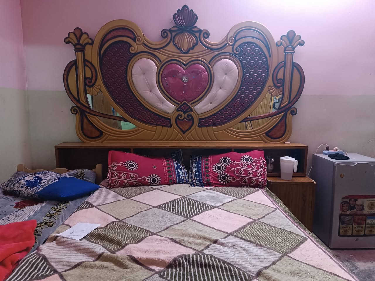 غرفة اخشاب للبيع كما موضح بالصورة
للتواصل *********** او خاص  
اسف ما اخلي سعر حتى محد يضل يكسر بكيفة
