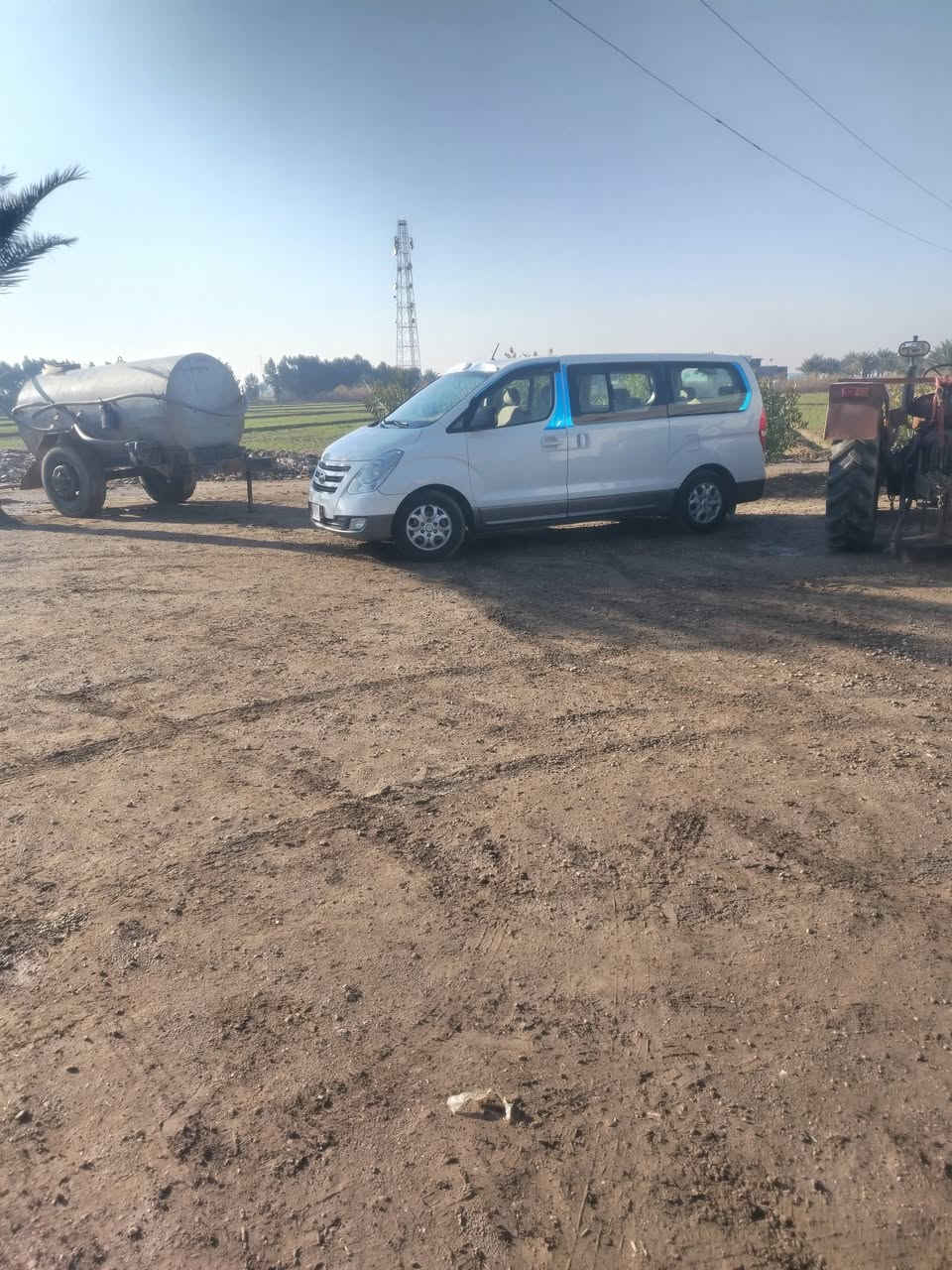 السلام عليكم ستاركس للبيع 2010 مكفوله كفالة عامه شرط السونار ستخدام شخصي سياره مداخله كراج رقم قادسيه مكان بابل ***********
