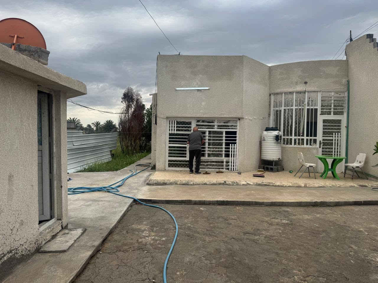 السلام عليكم
بيت 550متر طابو زراعي سند 25 بناء طابوق الكاع كاشي مرمر بياض جديد كهرباء
جاهز للسكن قريب عليك المدرسه بظهر البيت كهرباء وطنيه ومولد
المكان بغداد الشيحه يبعد عن تقاطع حي العدل سريع الغزالية 10دقائق
اتريد تحويل اتريد وكاله بأسمي العقار
***********
*********** بغداد, العراق
