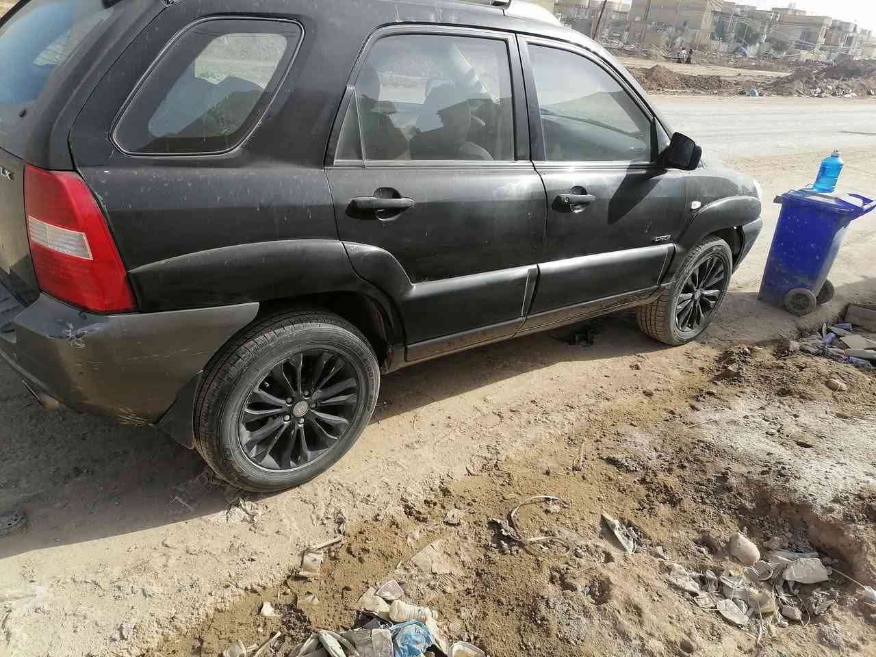 للبيع او المراوس 
كيا سبورتج كاز كصة جنطه محرك كير جدد داخل جديد عوزها حداديه الخلفيه فقط موديل 2006 متوم شمالي علئ الشاصي السعر 40 العنوان الناصريه الاستفسار الاتصال ***********
