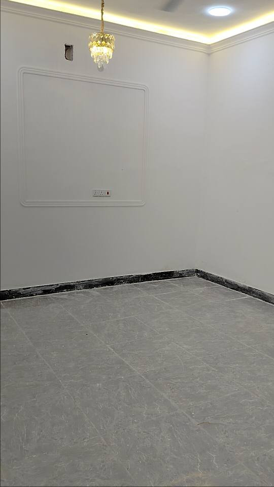 السلام عليكم 
توفر لدينا دار سكن للبيع 
المساحه 130 م 
نوع العقار طابو ملك زراعي بأسم عراقي 
العنوان البصرة ابو الخصيب قرب المحكمه 
عالتبليط نباشرتاً
يتكون البيت من استقبال وصاله ومطبخ وغرفتين منام وصحيات داخليه و خارجيه 
بناء حديث وشغل درجة اولى 
مع توفر كافة الخدمات 
البيت جاهز للسكن 
السعر المطلوب 85 مليون وبيه مجال 
للاستفسار اكثر اتصل على ***********
وتدلل ابو الخصيب, البصرة
