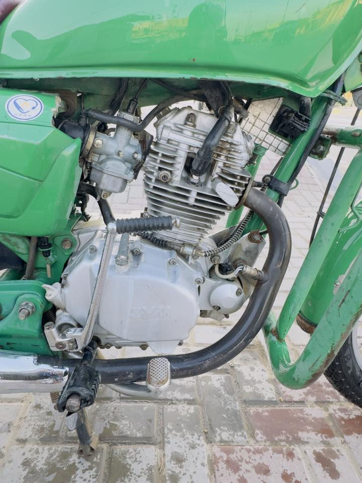 سلام عليكم
#دراجه نوع هندي كامل ع 24 حباية محرك يخبل لاصوت ولا تنقيص ولا تبخير كهربائيات كلها شغاله شلع 
ب400 وبي {مجال}  ***********￼
