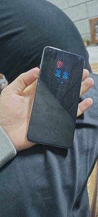 ريلمي جيتي ماستر ذاكره 256 رام 12 شاشه 120ههرتز نضافه كدام العين فقط ب...