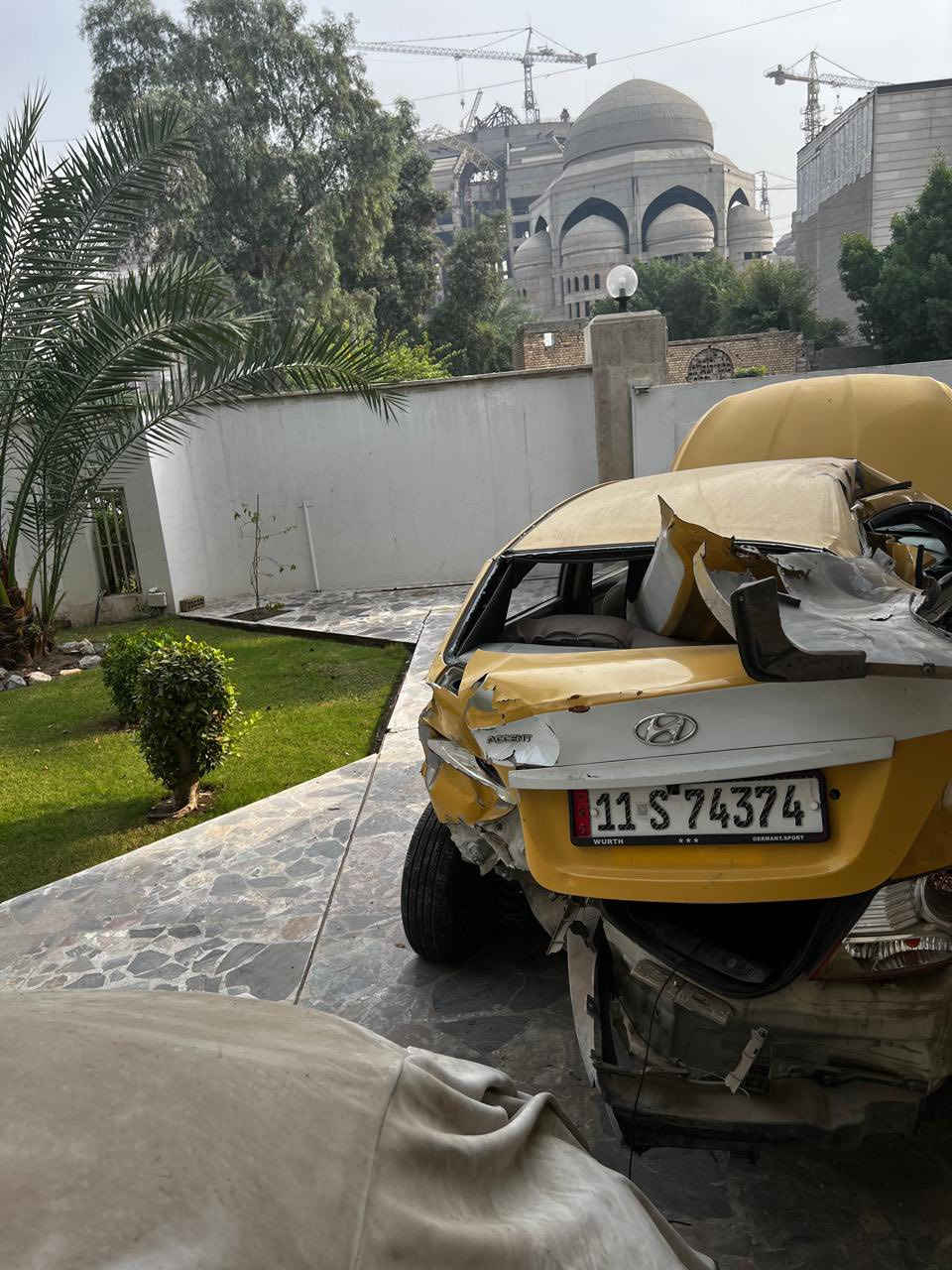 اكسنت موديل ٢٠١٥  للبيع على حادثه محرك وكير ما بيهن شي رقم بغداد انگليزي سنويه لحد ٢٩  تحويل مباشر مكاني بغداد حي العامل سعره ٣٦ $ رقم الهاتف 
***********
