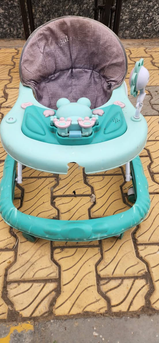 السلام عليكم مكينه للبيع السعر 50 حجله السعر 15 بكاني فلوجه حي نزال ***********
