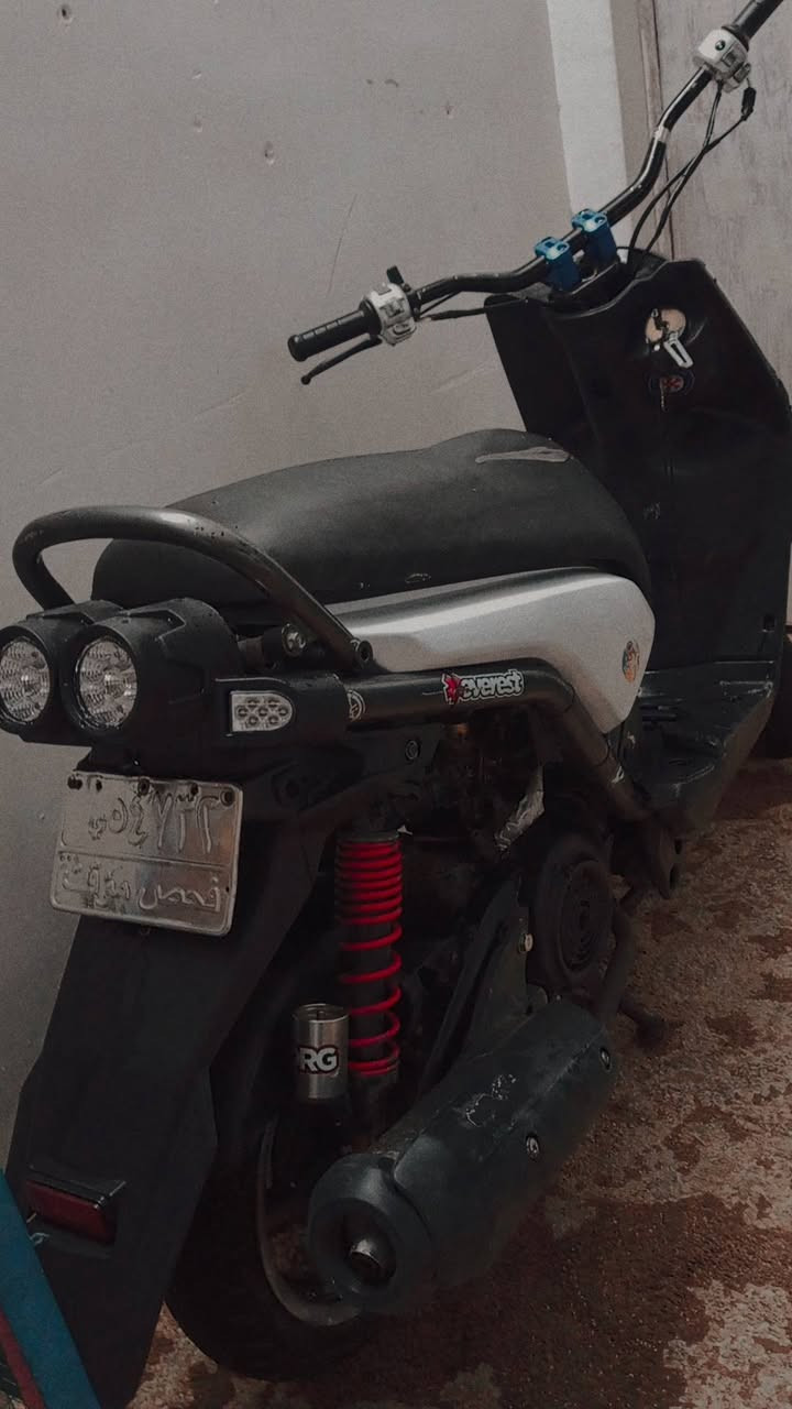 السلام عليكم
شباب دراجة سڪنس جبلي 
نضيفة دراجة جاهزة كهربائيات كاملة بيهة نواقص بسيطة سلف نكرة بكل وكت دراجة كابريتر  
سعر 700 او بيهة مجال  للشراي اتصل واني بخدمتك *********** مڪاني بغداد الحسينية مال راشدية
