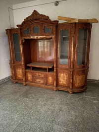 معرض ماليزي للبيع مكان حله ورديه خارج  07722256354