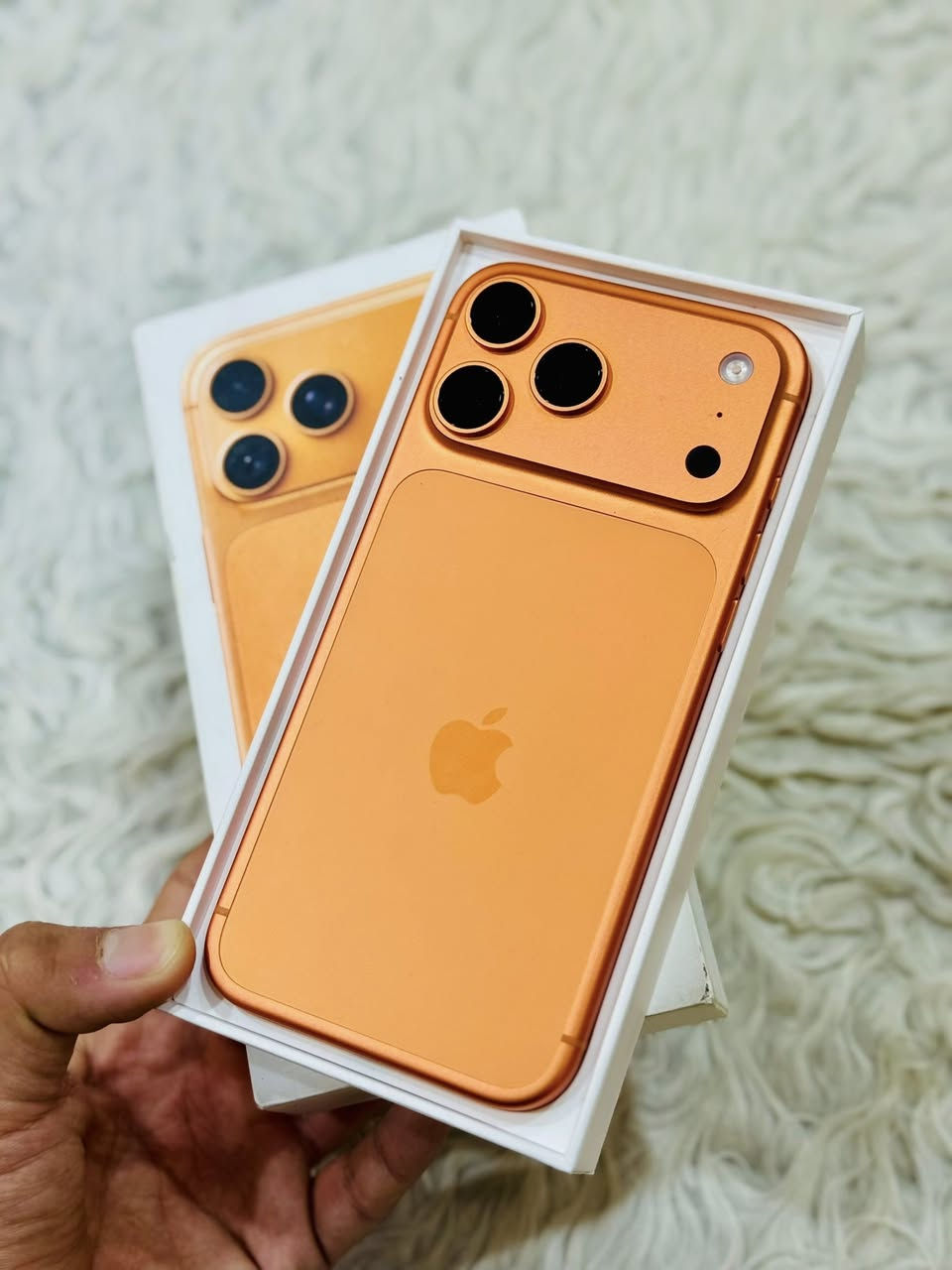 17 برو ماكس ( جديد جديد 🔥)
بطاريه : 100 

مشحون : 9 مرات فقط 

ذاكره : 256 

ايسم شرق اوسط

كامل ملحقات 

مستعمل 10 ايام 

فول نضافه 

العنوان النجف حي الجزيره 📍

بيع او مراوس 

*********** اتصال فقط ☎️
