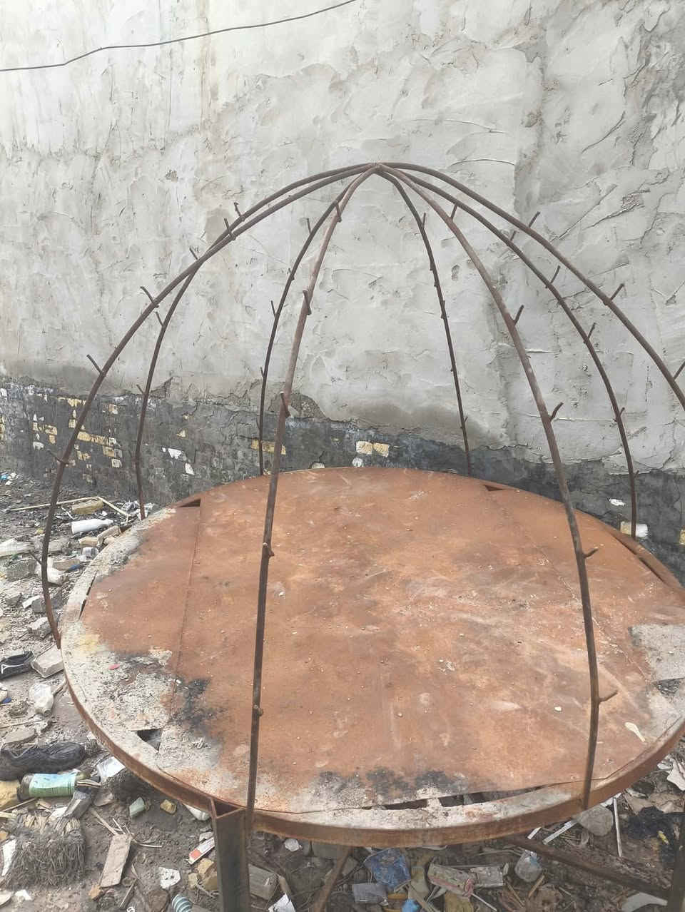 غراض للبيع شوايه سمج وحوض وميز وقطاس وميزان للبيع ليخدمنا يتصل ‭٠٧٧٣ ٢١٣ ٣٧٩٦‬
