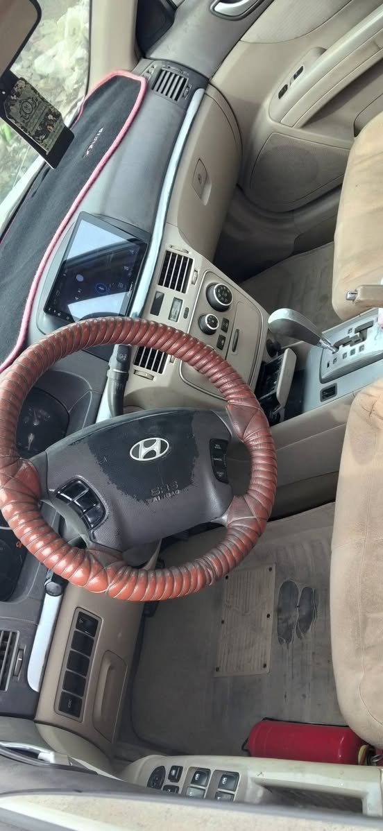 للبيع سوناته موديل 2008وارد امريكي ضرر تبديل باب السائق فقط بسمي تحويل ثاني يوم تتفئه تبريد تخم تاير سياره مال بيت مكان بعقوبه تحرير***********
