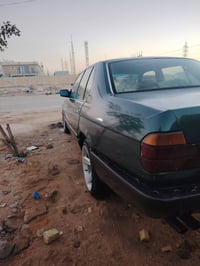 السعر 45 ورقه وبيها مجال سياره بي ام مديل 90 سته سلندر رقم اربيل مصبوغ...