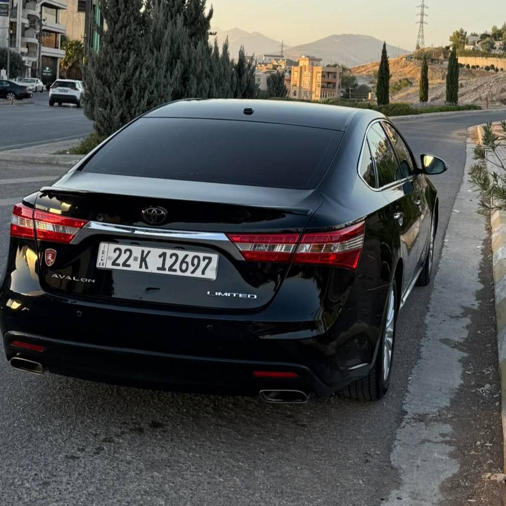 توێتا ئەفەلۆن  2015 
٢١٢ هەزار کیلۆمەتەر ڕۆشتوە 
مواسەفات بەس سلاید نیە 
سەنەویی تا ٢٠٢٩ تازەیە  
٢پارچە بۆیاخی هەیە بێ ئێرباگو بێ ناو گرتن 

سـعـر : لە کۆمێنت داوابکە ڕاستەوخۆ بۆت دێت 📥 

گێڕو مەکینە بەشەرت نەکراوەتەوە 
هیچ کێشەیەکی تێدا نییە 

ژمارەی خاوەنەکەی 
***********
