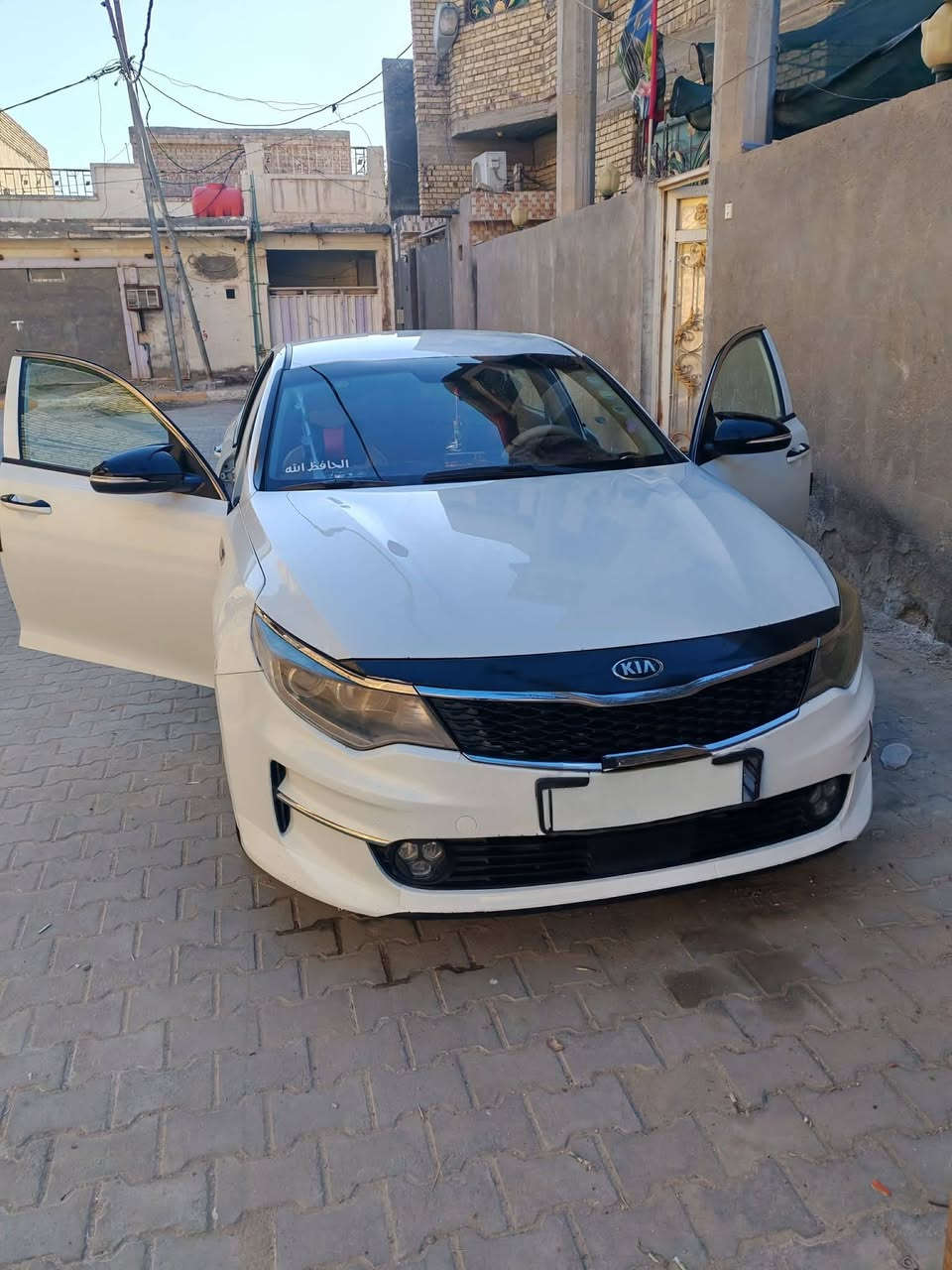 السلام عليكم اوبتيما موديل ٢٠١٧ خليجي ٢٤٠٠ مكينه شرط برغي مامفتوح حداديه شرط تدفئه تبريد تخم تاير رقم مثنى انكليزي *********** بيه بارد جاملغ خلفي و رشات صبغ فقط
