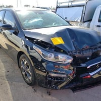 كيا فورتي 2019 قيادة ذاتية نظام تحديد المسار   المواصفات:  المحرك: 200...