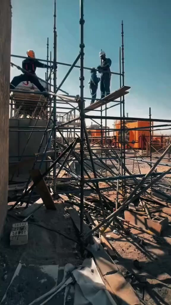 بسم الله الرحمن الرحيم              يبدئ كادر الميالي 
‏
‏بتنصيب جميع أنواع                    السقالات
‏المَيّالي لخدمات تنصيب وفتح السكلات
‏
‏نعلن عن جاهزيتنا التامة لتقديم جميع خدمات تنصيب، فتح، وتجهيز السكلات للمشاريع الإنشائية بمختلف أحجامها، مع الالتزام بمعايير السلامة والجودة في كل مراحل العمل.
‏
‏نطاق عملنا يشمل:
‏ • تنصيب السقالات وفق الأصول الهندسية
‏ • فتح وفك السقالات بعد إكمال الأعمال
‏ • تجهيز سقالات للبيع والإيجار
‏ • توفير كوادر مختصة ذات خبرة ميدانية
‏ • تنفيذ سريع مع دقة عالية في العمل
‏
‏نعمل على دعم المشاريع من بدايتها وحتى تسليمها، مع توفير حلول عملية تساعد في إنجاز العمل بأعلى درجات الكفاءة.
‏
‏للتنسيق والاستفسار، يسعدنا تواصلكم في أي وقت
‏***********
