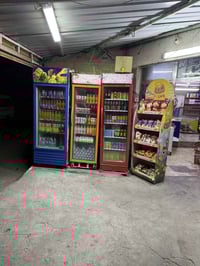 باب المعظم قرب المطابع العسكرية أغراض كامله للبيع مع العارضات الكهربائ...