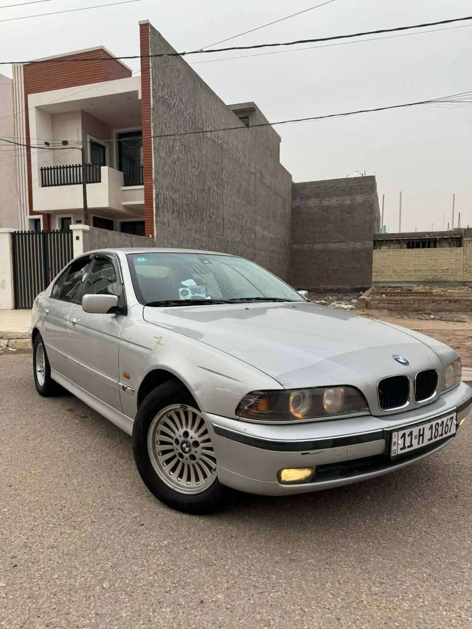 اسلام عليكم BMW e39 528 2001دبل فانوس السيارة خير من الله جاهزة بيهة صبغ عام للجمالية بدون حادث رقم بغداد تحويل ثاني يوم مكاني بغداد المحمودية 
***********
