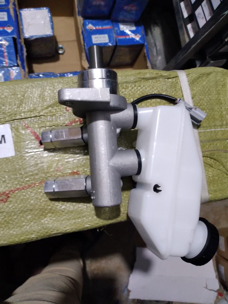 .                      #حسين_للجمله 

          لتجارة الادوات الاحتياطيه للسيارات 

     (  نيسان سني هندي    #       نيسان سنترا  )   

                       (  حدادة  عامة  )    

                  بأسعار الجمله و المفرده

العنوان : البصرة _  الجنينه _  شارع التجاري 

***********     حسين الرمضان
***********      محمد الرمضان
