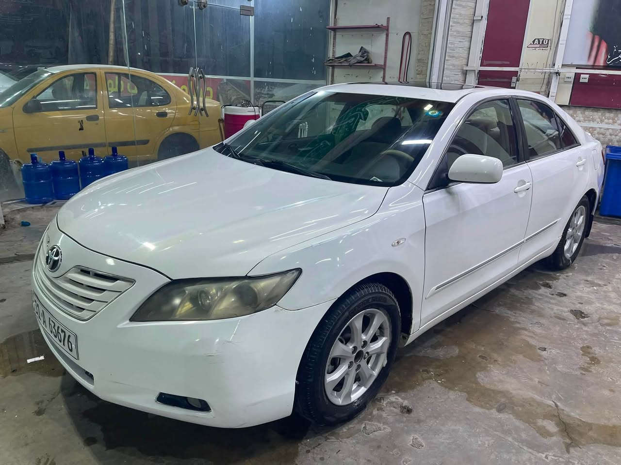 السلام عليكم
كامري 2008 خليجي فول مواصفات GLX للبيع 

مواصفاتها
فتحة 
قطعتين تبريد 
بردة خلفية 
كشن كهرباء 
تحكمات ستيرن فول
اناره داخلية بلادية نشرة بلادية
حساسات خلفية 
مثبت سرعة 

سيارة رقم بغداد دولي بأسمي 

 سونار بالمنشور 
بدون اي حادث فقط طخة بسيطة طرف البنيد
سعرها 102 وبيها مجال سيارة حلوة وجديدة
مكاني الديوانية

للاستفسار : *********** واتس
