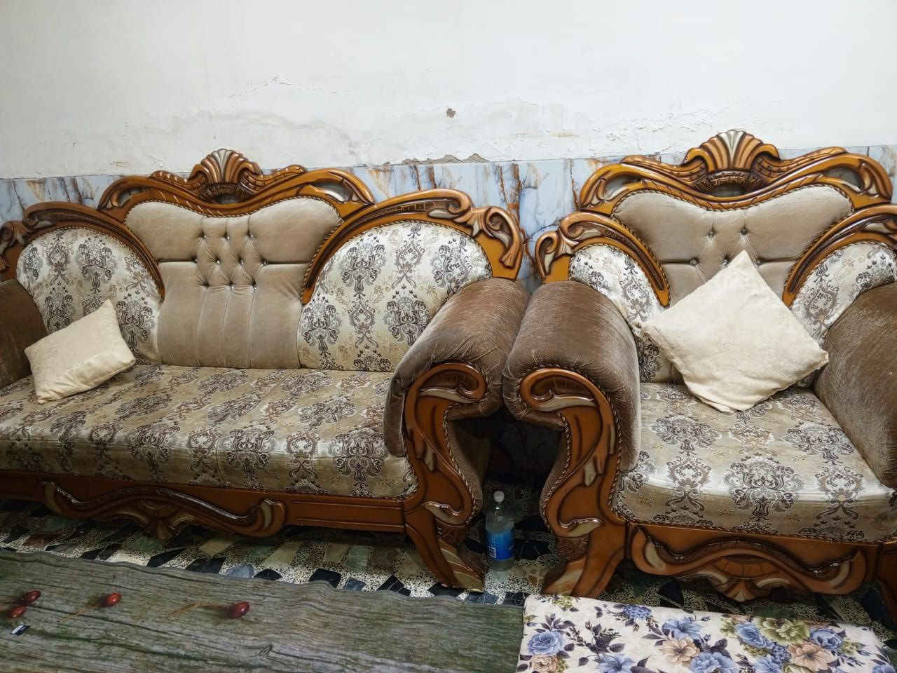 السلام عليكم تخم ملكي ١٠  مقاعد نظيف ب ٣٠٠ الف و مكان الحريه


**إذا كنت صاحب هذا الإعلان وتريد حذفه لأي سبب، رجاءا أرسل رسالة إلى الدعم الفني**