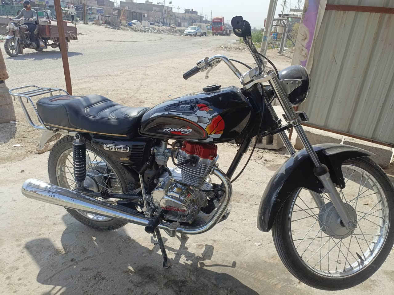 السلام عليكم دراجه للبيع تعمير الدراجه مقفوله من السرقه الدراجه ماكينتها جديده كله جديد تعمير جديد مكانها كربلاء قرب ورقه سيد اسماعيل رقم الهاتف*********** واللي يريدها يتصل على راعيها سعر 550 وبيها مجال
