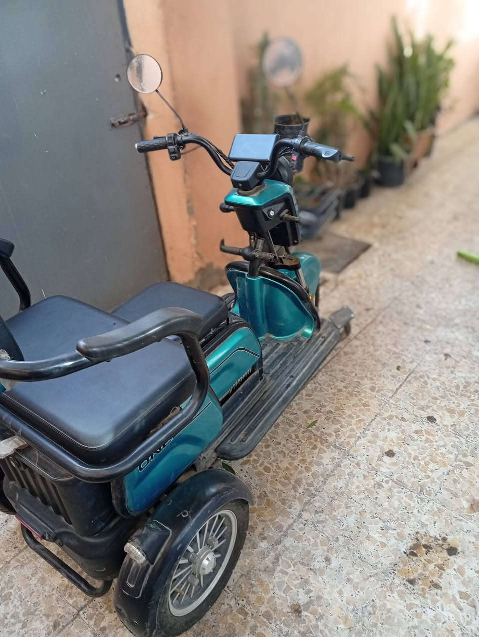 سلام عليكم
🌿دراجه مال معوقين 🌿
🌿🌿دراجه بيعة 3مقاعد و سله اماميه و صندوق خلفي 🌿
🌿🌿دراجه ما مستعمله هواي 🌿
🪬شلون ما موضحه بل تصوير 🪬
🪬📿كلشي بيهة شغال اشاير يمنه يسره الضوه عالي ناصي 📿
تلث نمر تتكون من 3بريكات بيهة مفتاحين و بصمه 
السعر700 و بيهة مجال 🪬🫵
🪬🫵العنوان بغداد الطوبجي
الاستفسار خاص


**إذا كنت صاحب هذا الإعلان وتريد حذفه لأي سبب، رجاءا أرسل رسالة إلى الدعم الفني**