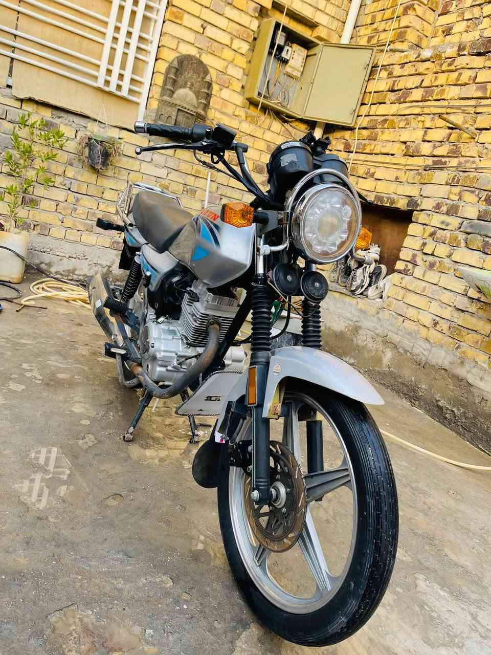 دايون عضم للبيع
موديل ٢٠١٩
اصوولي 
كامله مابيه اي نقص 
825وبيها مجال 
مكاني بابل مركز
الخاص مغلق تواصل هنا
***********
